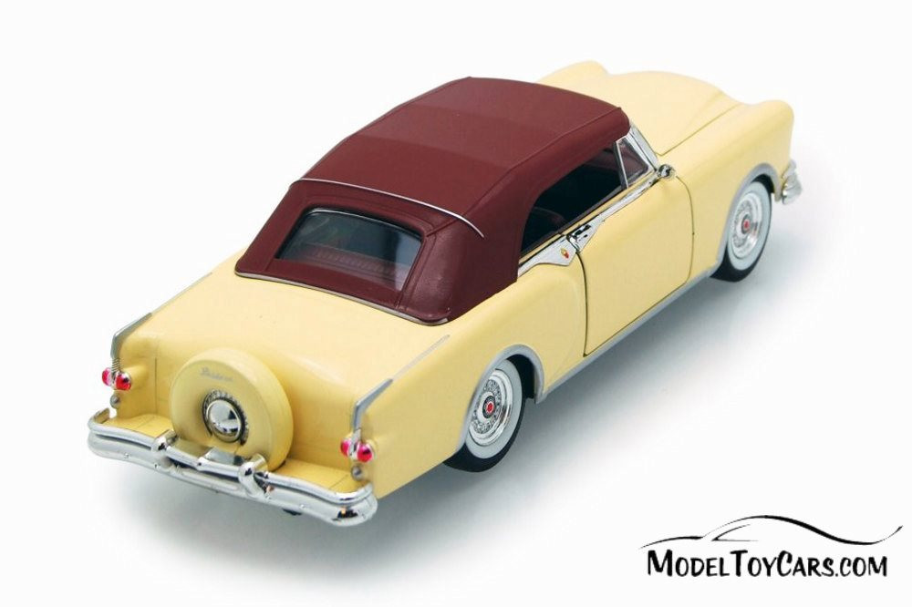 1953 Packard Caribbean Soft Top, Cream - Welly 24016HW/CM - 1/24 scale Diecast Model Toy Car