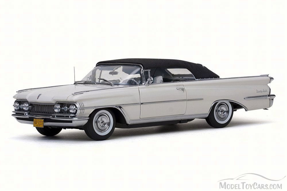1959 Oldsmobile 98 Closed Convertible, Polaris White - Sun Star