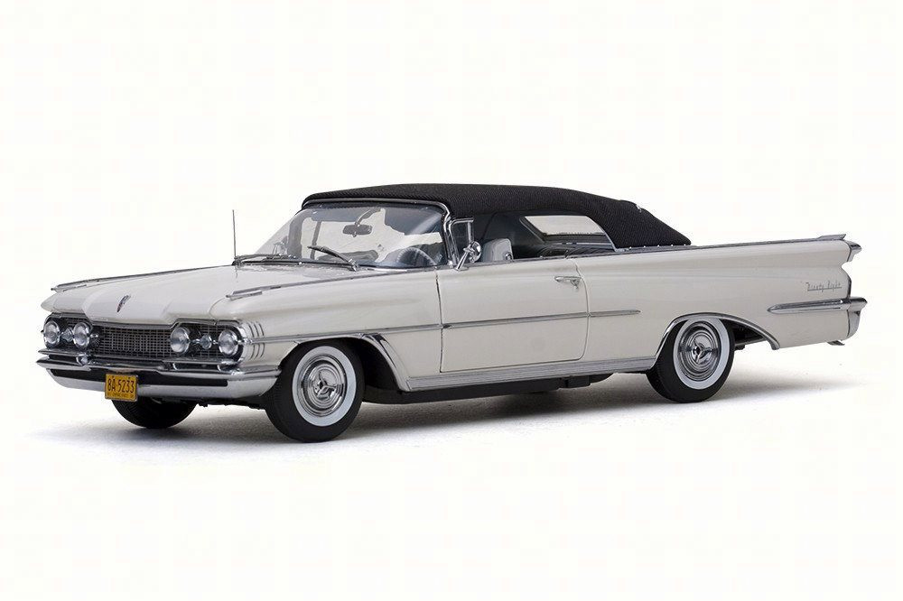 1959 Oldsmobile 98 Closed Convertible, Polaris White - Sun Star