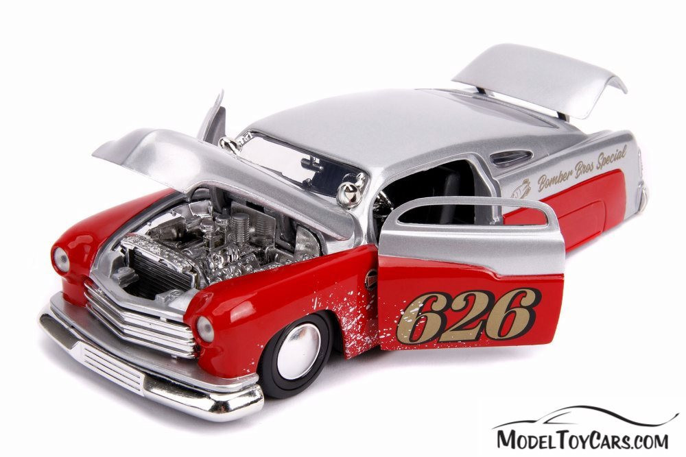 1951 Mercury Custom #626 Bomber Bros Special Hardtop, Silver and Red - Jada  31454 - 1/24 scale Diecast Model Toy Car