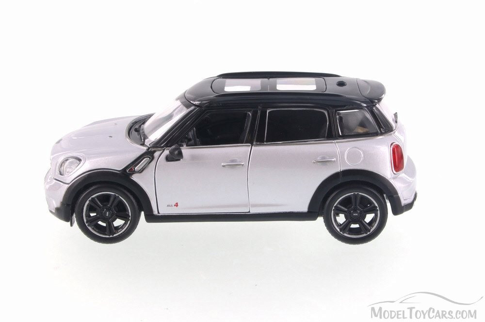 Mini Cooper Countryman, Silver - Maisto 34273 - 1/24 Scale Diecast