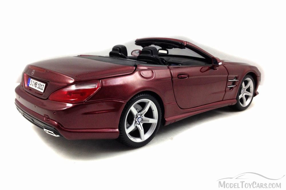 2012 Mercedes-Benz SL 500 Convertible, Burgundy - Maisto 31196R - 1/18  Scale Diecast Model Toy Car