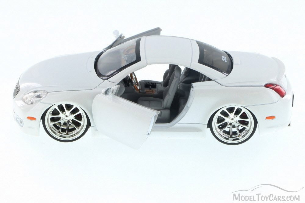 Lexus SC430, White - Jada 50989C - 1/24 Scale Diecast Model Toy