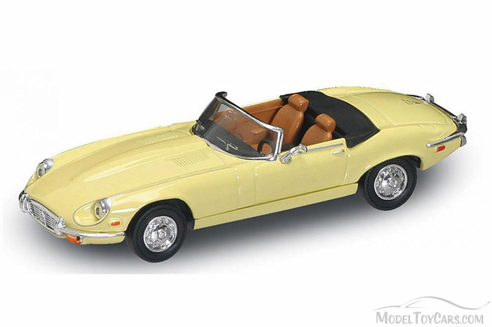 1971 Jaguar E-Type Convertible, Yellow - Road Signature 94244 - 1/43 Scale Diecast Model Toy Car