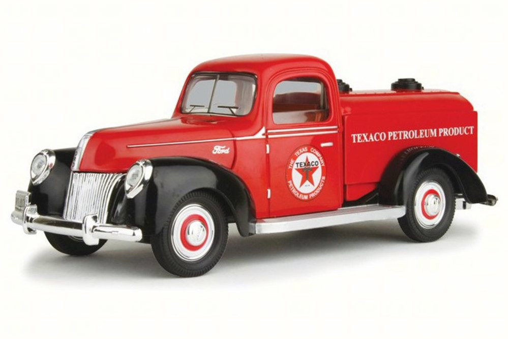 1940 Ford Tanker Texaco, Red - Texaco 0605R - 1/18 Scale Diecast