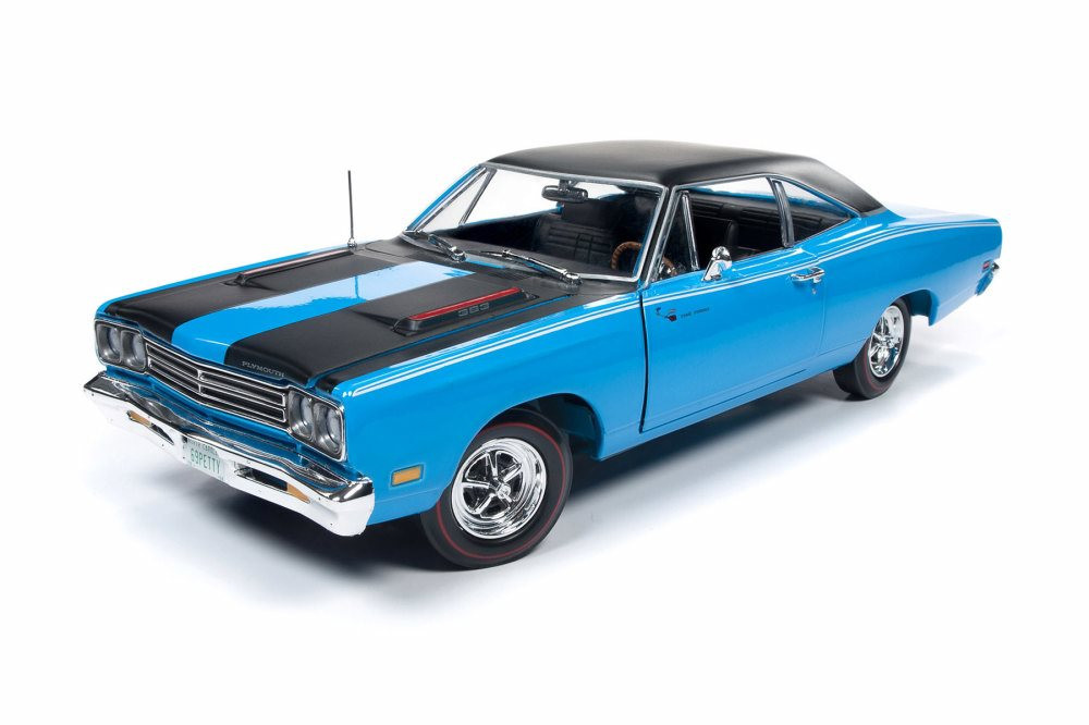 1969 Plymouth Road Runner Hardtop, Petty Blue with Black - Auto World AMM1184 - 1/18 Scale Diecast Model Toy Car