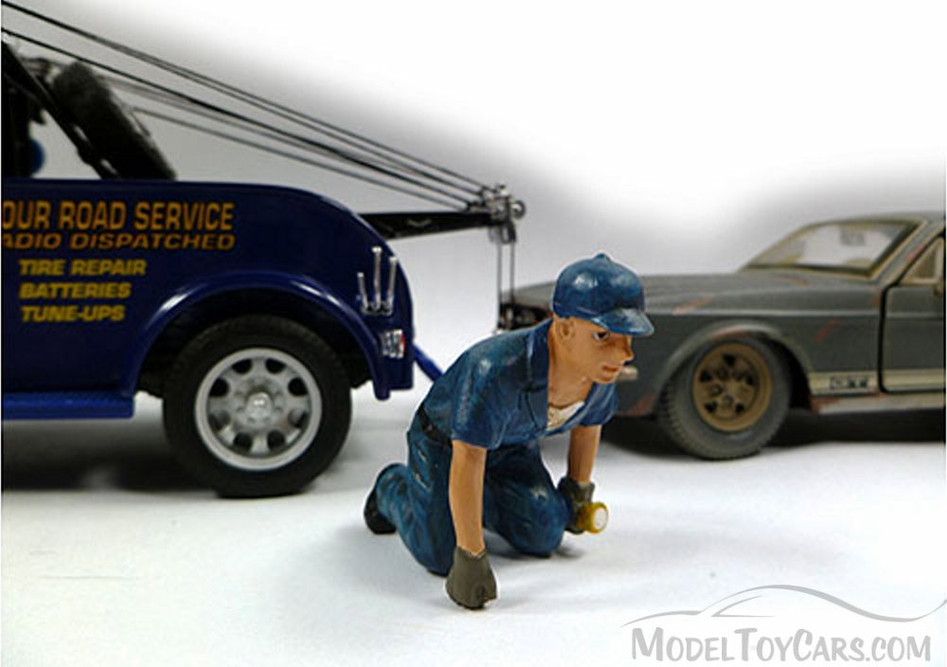 Tow Truck Driver Scott Figure, Blue - American Diorama Figurine 23905AD - 1/24 scale