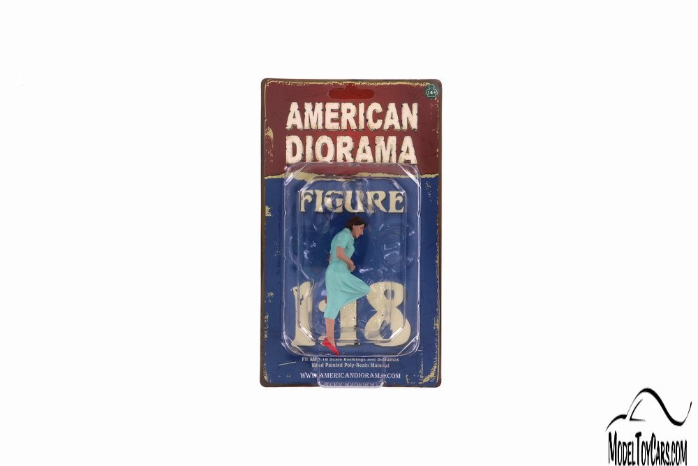 Sitting Lovers Figure II, Green - American Diorama 38231 - 1/18 scale Figurine - Diorama Accessory