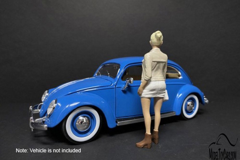 Partygoers Figure IV, Beige and White - American Diorama 38324 - 1/24 Figurine - Diorama Accessory