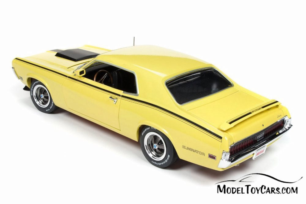 1970 Mercury Cougar Eliminator Hard Top, Yellow - Auto World AMM1155 - 1/18 scale Diecast Model Toy Car