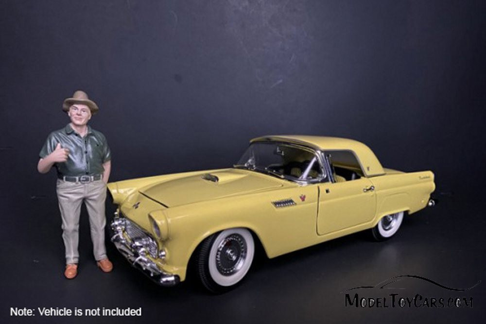 Weekend Car Show Figure VIII, Green - American Diorama 38216 - 1/18 Figurine - Diorama Accessory