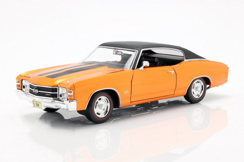 1971 Chevy Chevelle SS 454 Sport Hardtop, Orange - Maisto 31890OR - 1/18 scale Diecast Model Toy Car