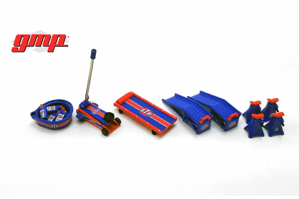 STP Oil Shop Tool Set 2, Blue and Red - GMP 18939 - 1/18 scale Diecast Model Toy Car