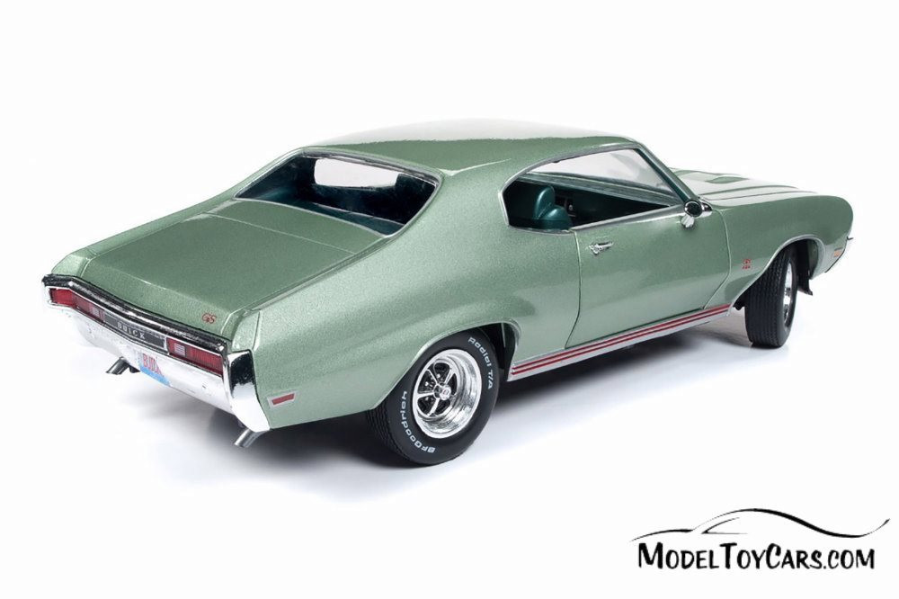 1970 Buick GS 455 Hard Top, Green - Auto World AMM1149 - 1/18 scale Diecast Model Toy Car