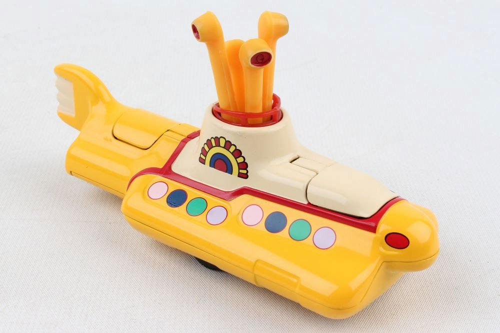 Corgi Diecast Model Corgi The Beatles Yellow Submarine Diecast