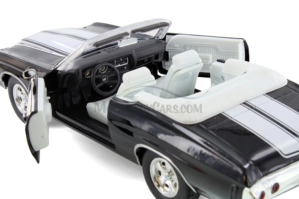 Welly 1971 Chevy Chevelle SS454 Convertible (Four Color Bundle) - 1/24 Scale Diecast Model Cars