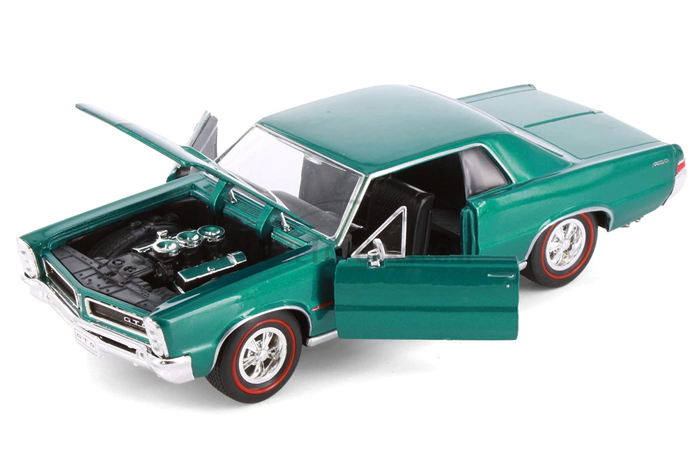 Box of 4 1965 Pontiac GTO (ASSTD) Showcasts® - 1/24 Scale Diecast Model Cars