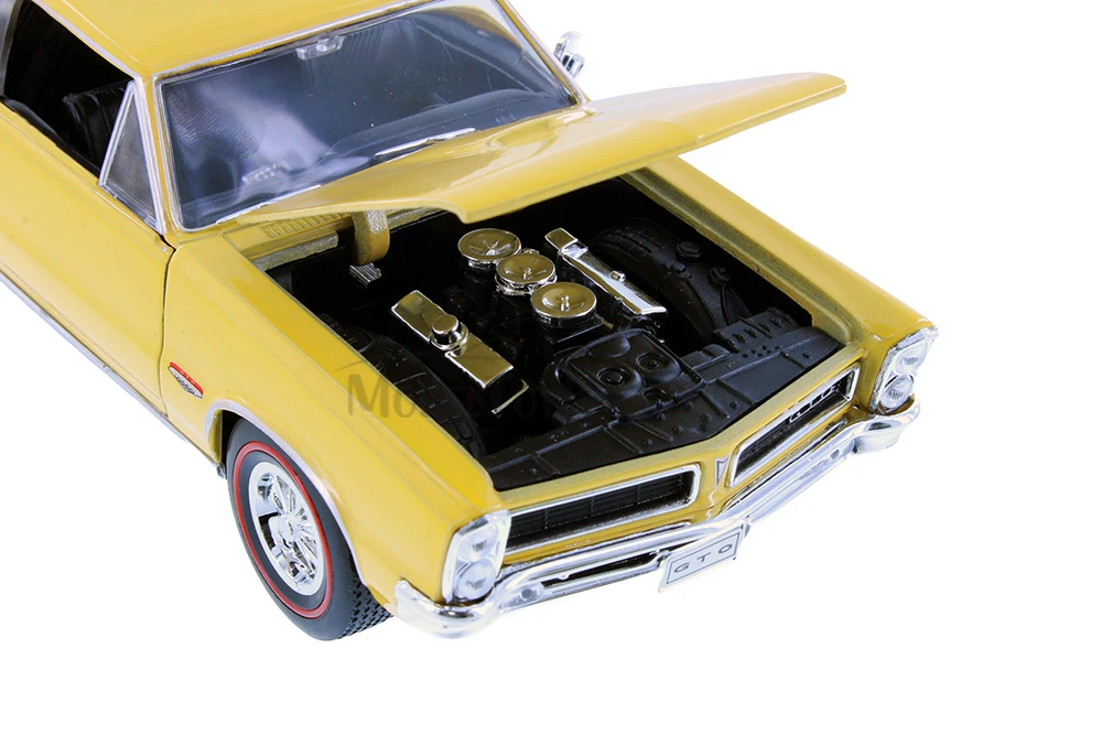 Box of 4 1965 Pontiac GTO (ASSTD) Showcasts® - 1/24 Scale Diecast Model Cars