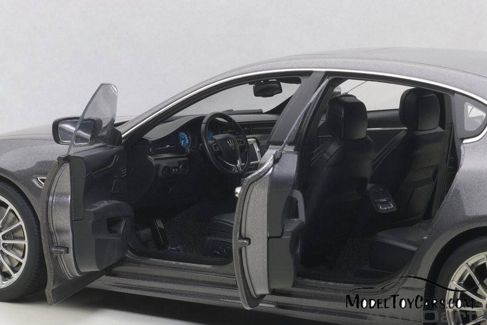 2015 Maserati Quattroporte GTS, Maratea Grey - AUTOart 75806 - 1