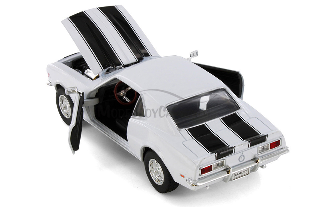 Box of 4 1968 Chevy Camaro Z/28 (ASSTD) Showcasts® - 1/24 Scale