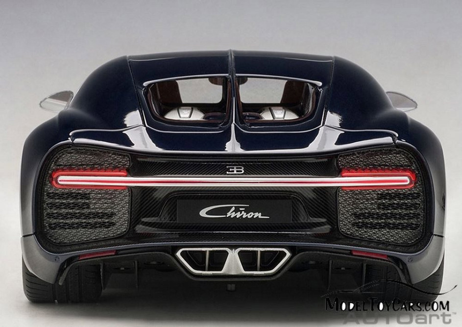 2017 Bugatti Chiron, Argent Silver and Atlantic Blue - AUTOart