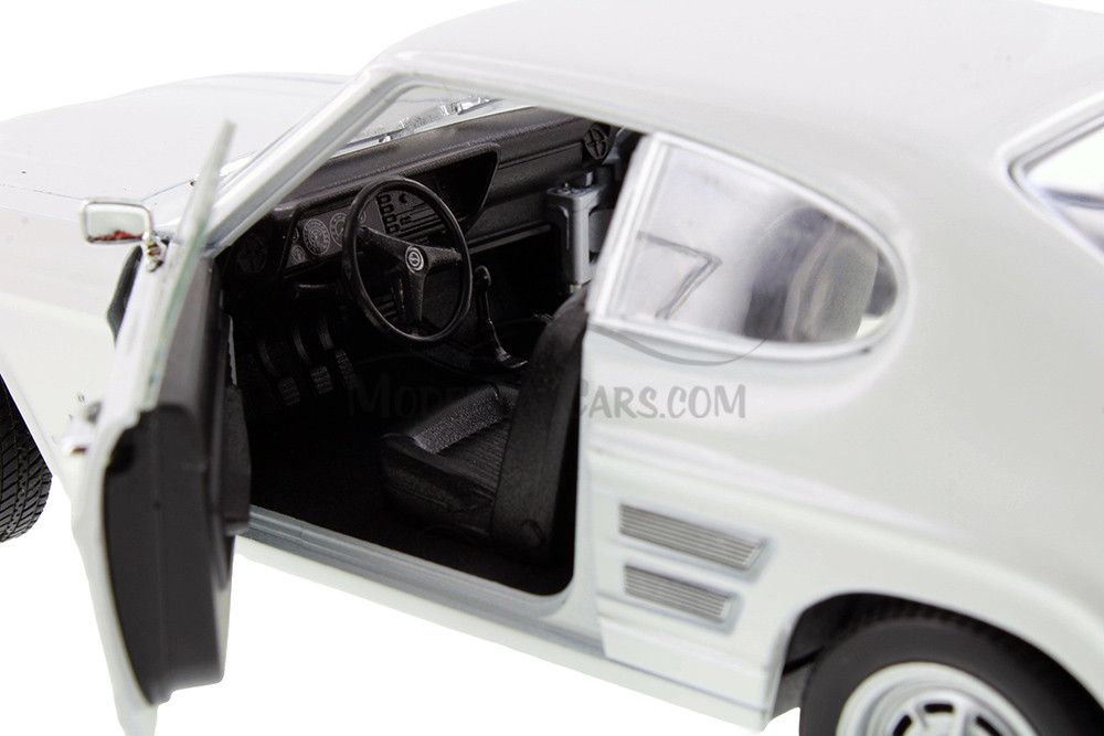 1969 Ford Capri Hard Top, White - Welly 24069/4D - 1/24 Scale Diecast Model Toy Car
