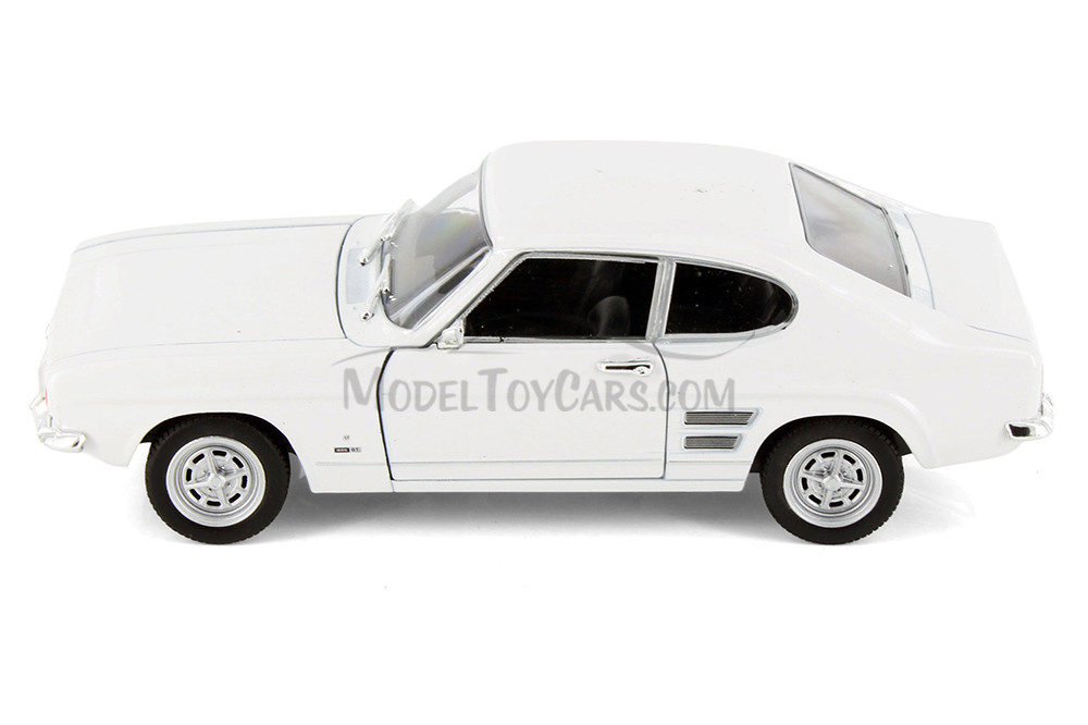 1969 Ford Capri Hard Top, White - Welly 24069/4D - 1/24 Scale Diecast Model Toy Car