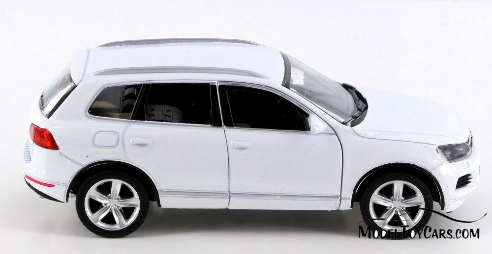Volkswagen Touareg, White - RMZ City 555019 - Diecast Model Toy