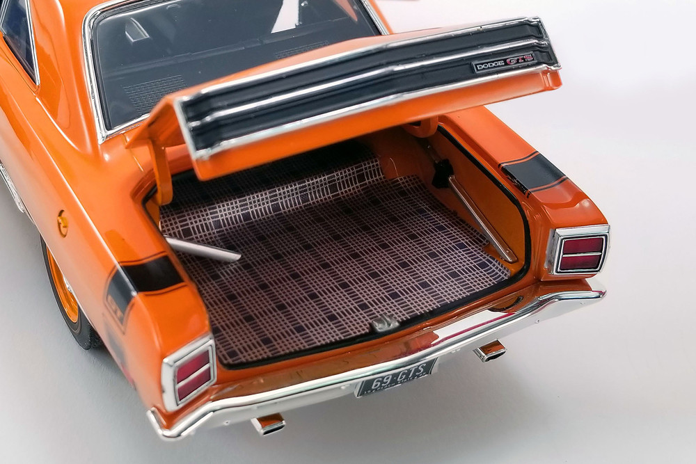 1969 Dodge Dart GTS 440 Hardtop, Orange - Acme A1806404 - 1/18