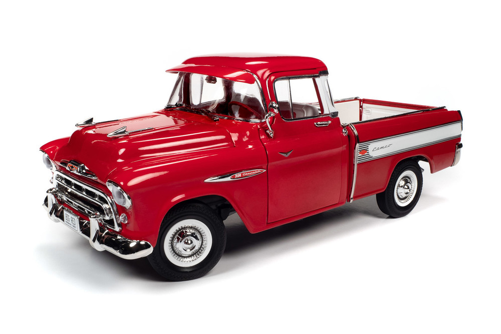 1957 Chevy Cameo Pickup 1:18 ダイキャスト 1957 Chevy Cameo Pickup Truck, Cardinal Red and White - Auto World