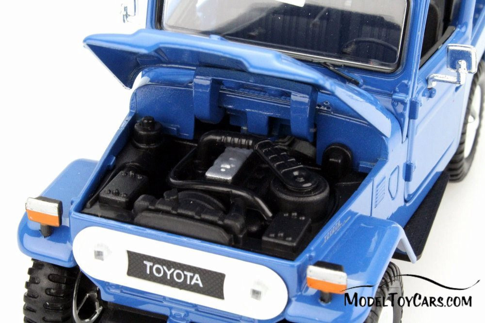 Toyota FJ40, Blue - Motor Max 79323PTM - 1/24 scale Diecast Model Toy Car