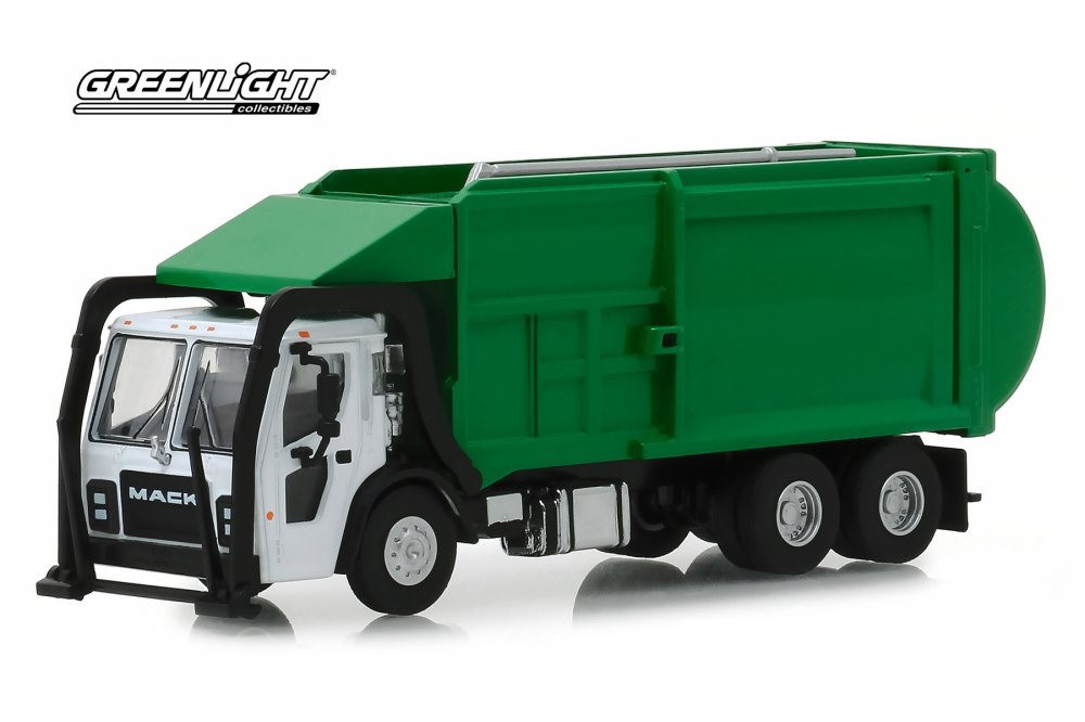 2019 Mack LR Refuse Truck, Green - Greenlight 45060/48 - 1/64 Scale Diecast Model Toy Car