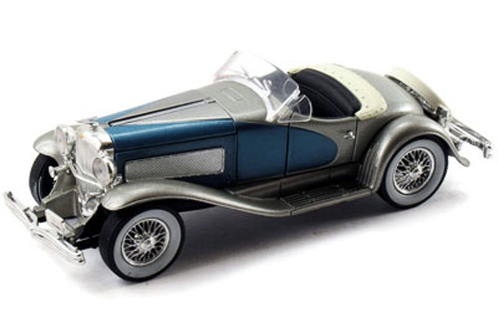 1935 Duesenberg SSJ Convertible, Silver - Signature Models 32318