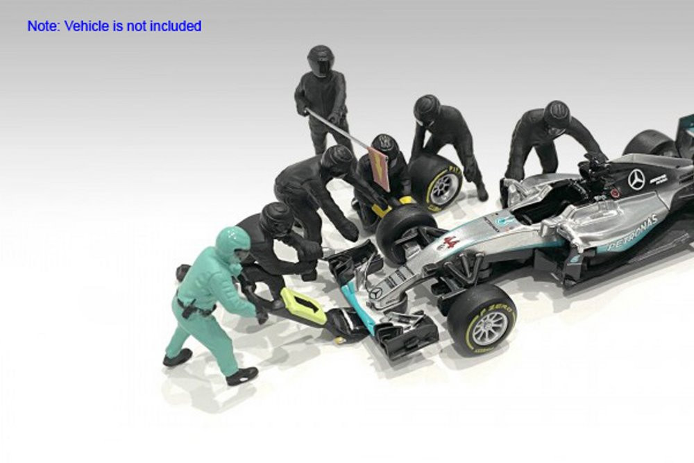 Formula One F1 Pit Crew, Black - American Diorama 76551 - 1/18 scale Figurines - Diorama Accessory