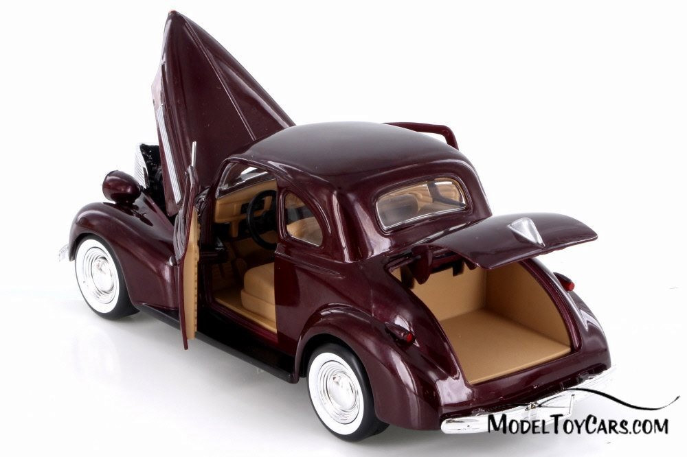 1939 Chevy Coupe, Burgundy - Motormax 73247 -1/24 scale Diecast