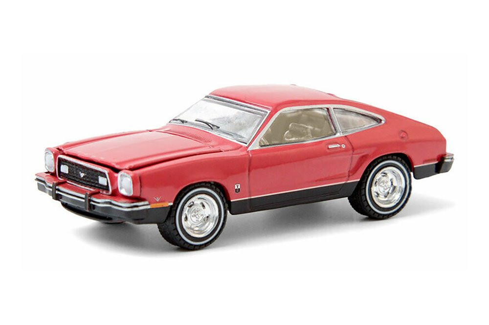 1976 Ford T5, Bright Red /Black - Greenlight 30204/48 - 1/64 scale