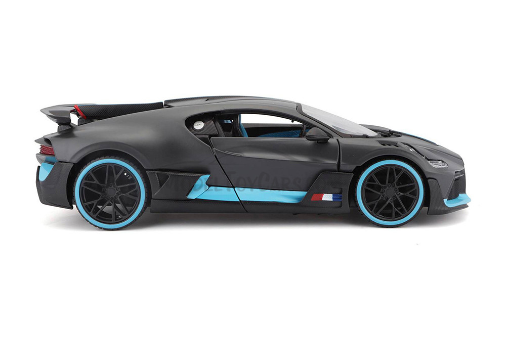 2019 Bugatti DIVO, Dark Gray - Showcasts 34526 - 1/24 scale Diecast Model Toy Car (1 car, no box)