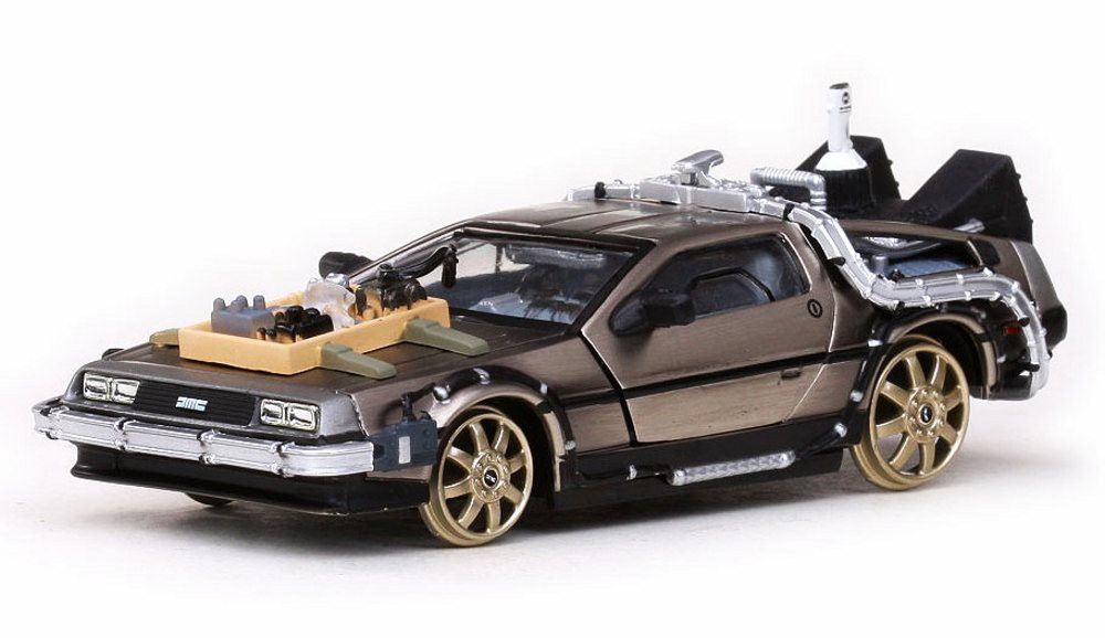 1981 DeLorean DMC 12 Coupe w/ Railroad Tracks - Back to the Future