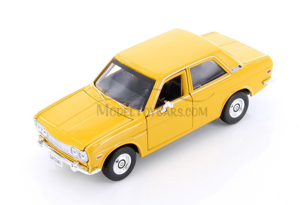 1971 Datsun 510, Yellow - Maisto 31518YL - 1/24 scale Diecast Model Toy Car