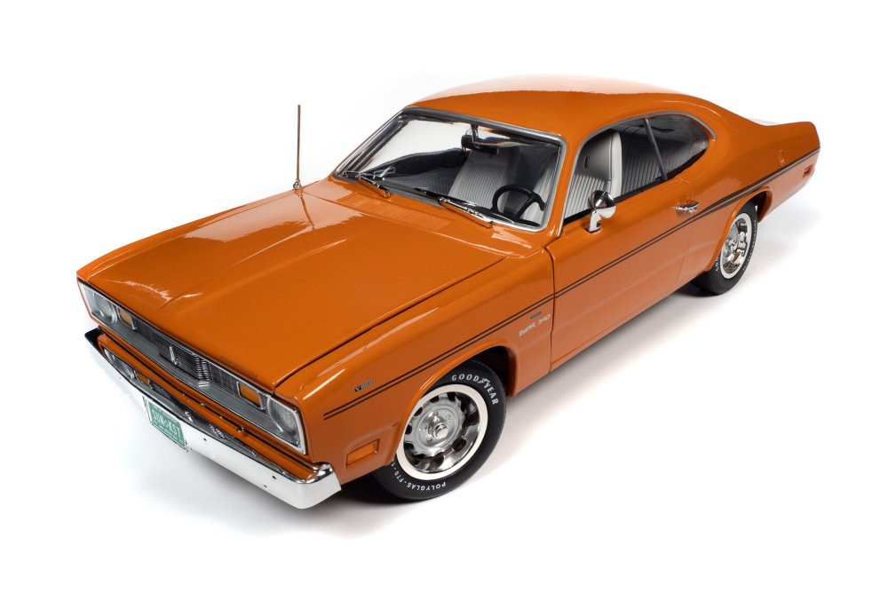 1970 Plymouth Duster 340, Vitamin C Orange - Auto World AMM1239 - 1/18 scale Diecast Model Toy Car