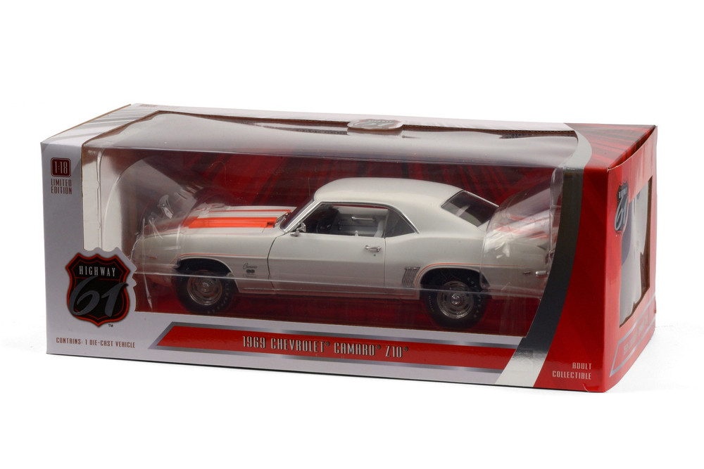 1969 Chevy Camaro Z10 Pace Car Coupe, White and Red - Greenlight