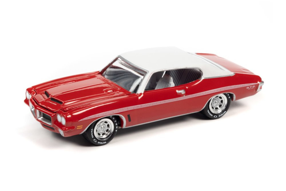 1972 Pontiac GTO, Cardinal Red - Johnny Lightning JLMC024/48B - 1/64 scale Diecast Model Toy Car