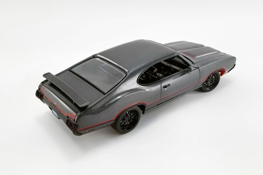 1970 Oldsmobile 442 W30 Street Fighter, Granite Gray - Acme