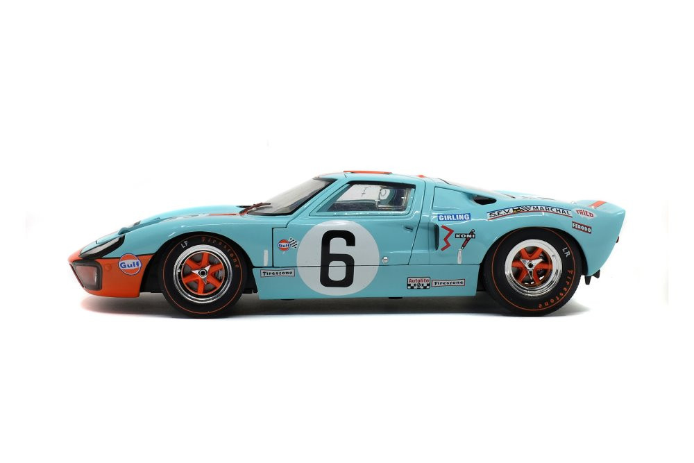 1969 Ford GT40 MKI #6 Gulf Oil, Light Blue and Orange - Solido S1803003 - 1/18 scale Diecast Model Toy Car