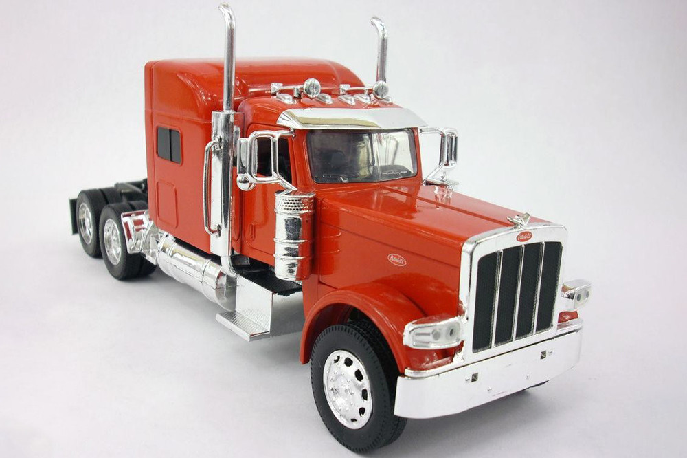 Peterbilt 389 Cab, Red New Ray SS-52921 1/32 scale Model