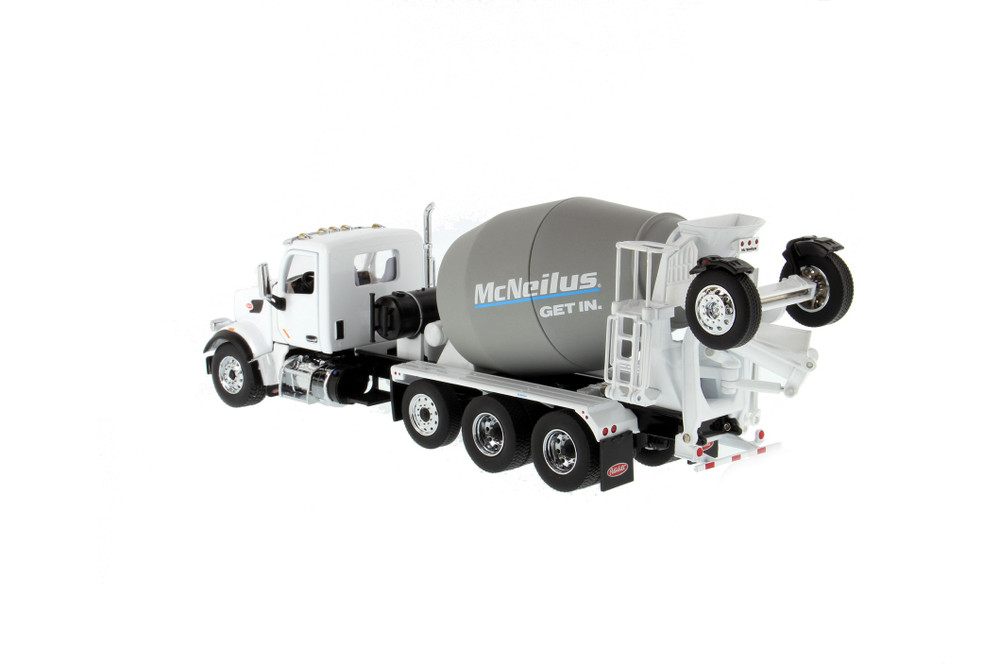 Peterbilt 567 SFFA McNeilus Bridgemaster Concrete Mixer 71074 - 1/50 scale  Diecast Model Toy Car