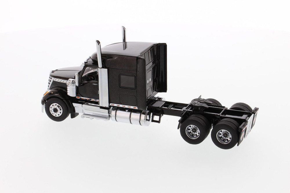 International LoneStar Sleeper SFFA Tandem Cab Truck Tractor, Black -  Diecast Masters 71023 - 1/50 scale Diecast Model Toy Car