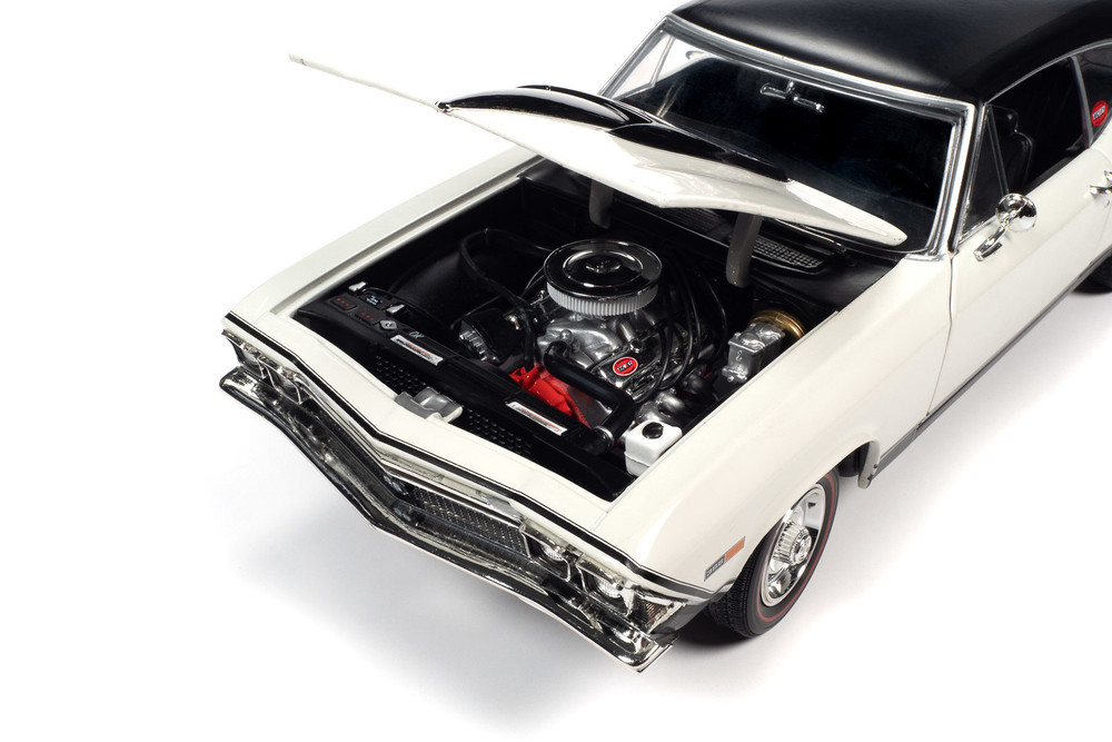 1968 Chevy Nickey Chevelle, Ermine White with Black - Auto World