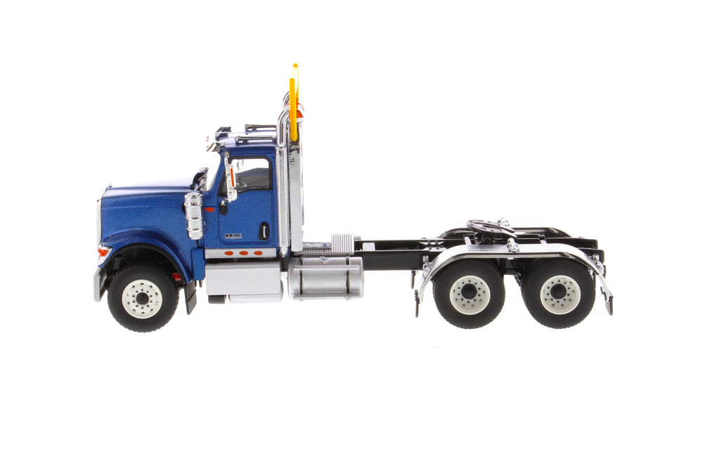 International HX520Ã‚Â SFFAÃ‚Â Tandem Tractor (Cab only)-  71004 - 1/50 scale Diecast Model Toy Car