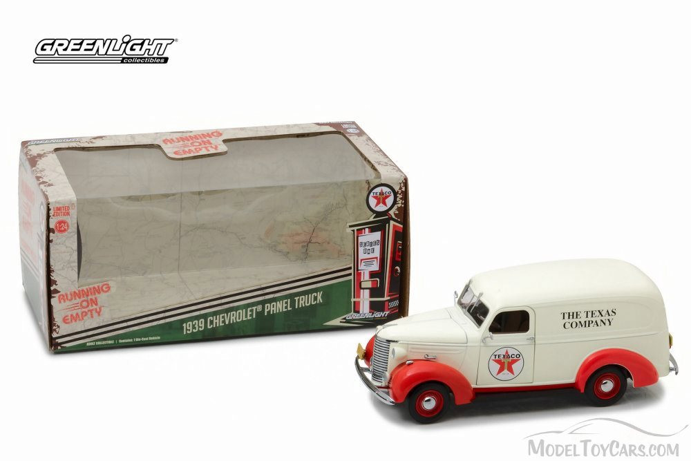 1939 Chevy Panel Truck, White - Greenlight 18238 - 1/24 Scale